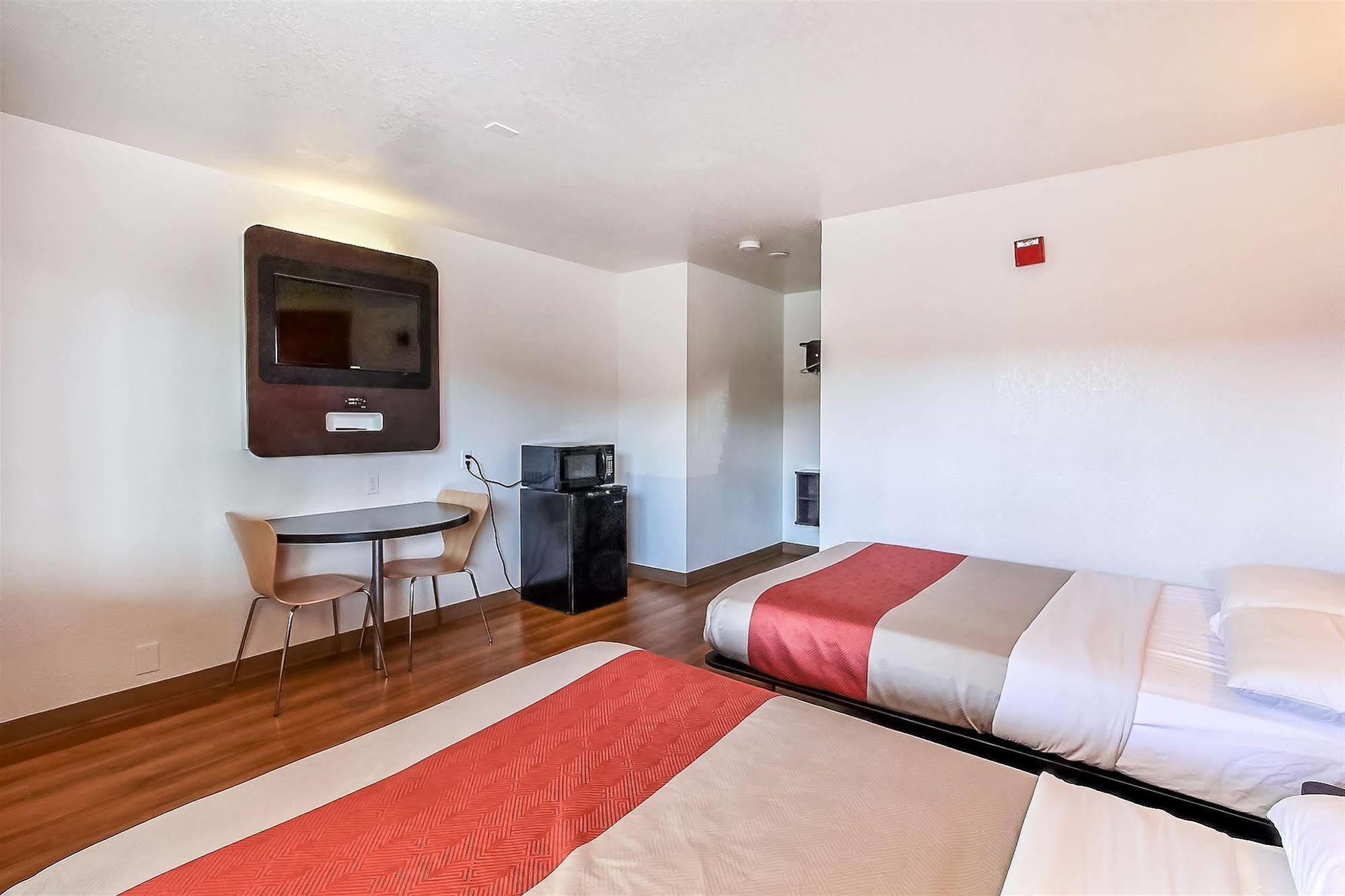 Park By Radisson, 2* San Jose